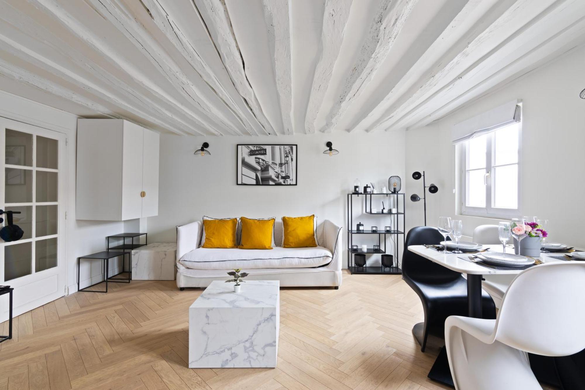 Elegant Appartement Pres Du Musee Du Louvre Et Du Jardin Des Tuileries Free Netflix ปารีส ภายนอก รูปภาพ