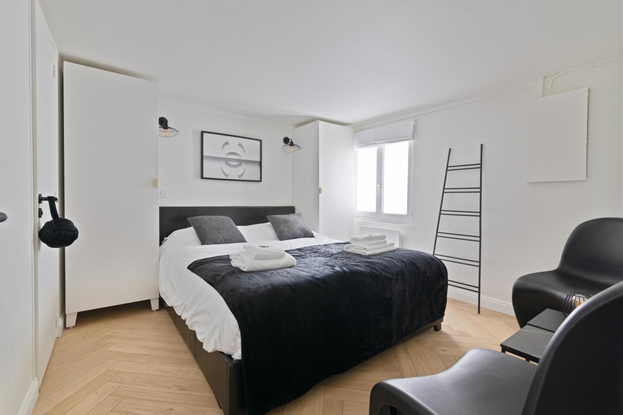 Elegant Appartement Pres Du Musee Du Louvre Et Du Jardin Des Tuileries Free Netflix ปารีส ภายนอก รูปภาพ